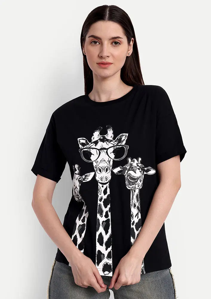 Black Giraffe Print Short Sleeve Regular T-Shirt IKI CHIC Private Ltd