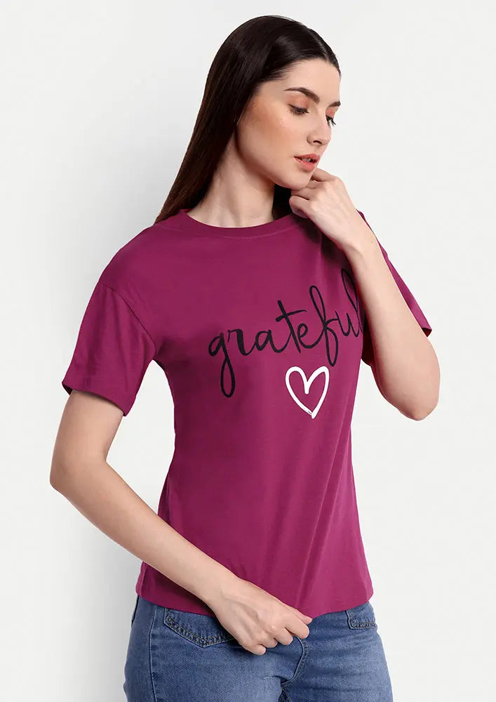 Viva Magenta Grateful Print Short Sleeve T-Shirt IKI CHIC Private Ltd