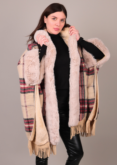 Plaid Pattern Poncho With Fur Detailing