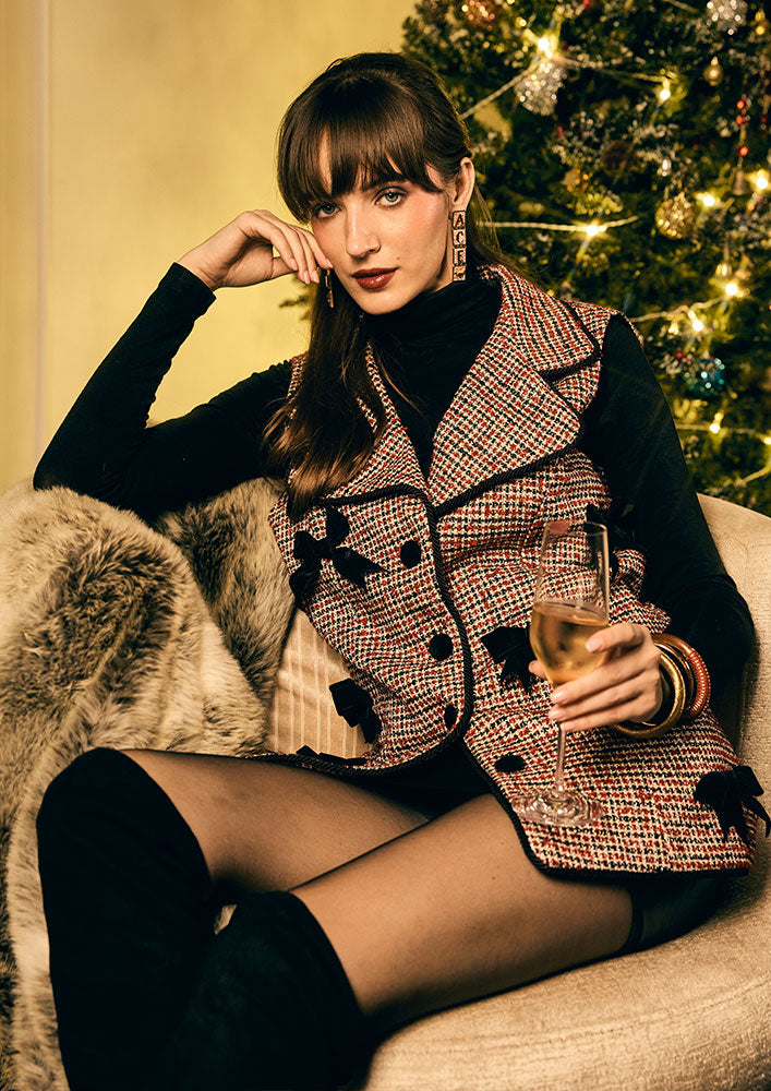 Red & Black Tweed Lapel Collar Vest With Bows Applique  On Front