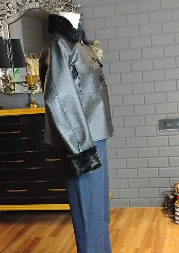 Black Crocodile Leather Jacket With Fur Collars And Detachable Cuffs