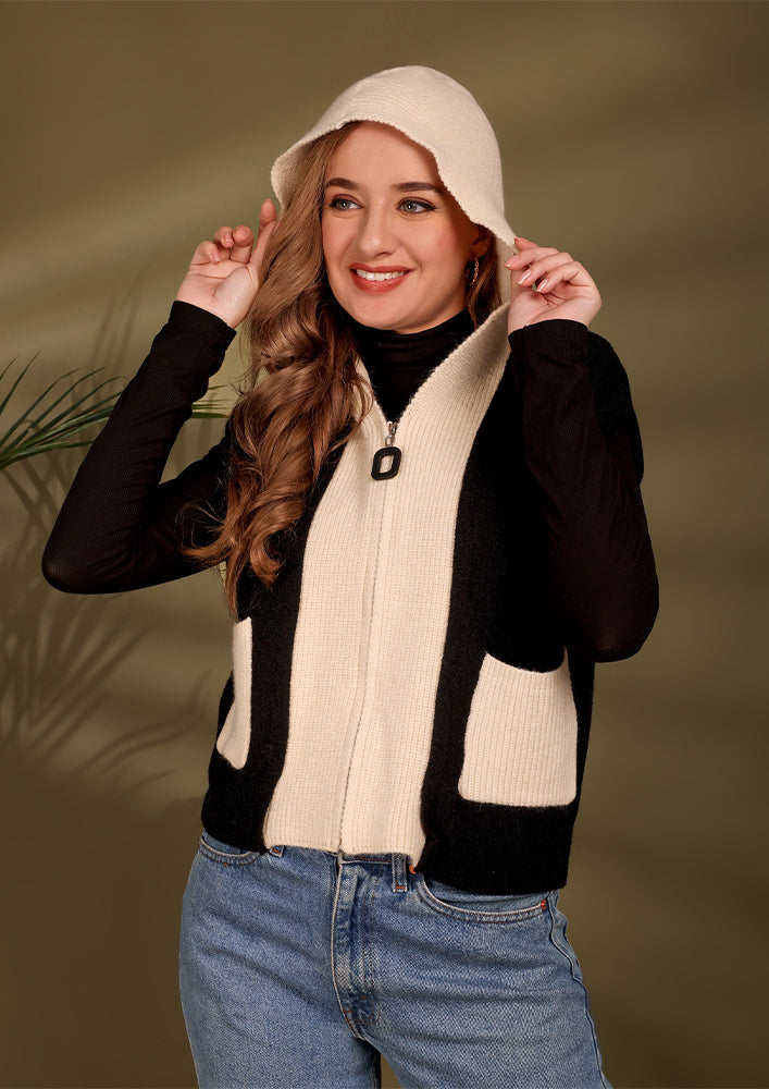 Knitted And Woolen Sleeveless Hoodie