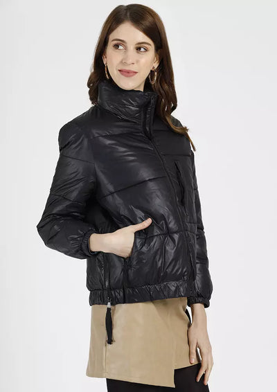 Soft Puffer Jacket With Multiple Pocket